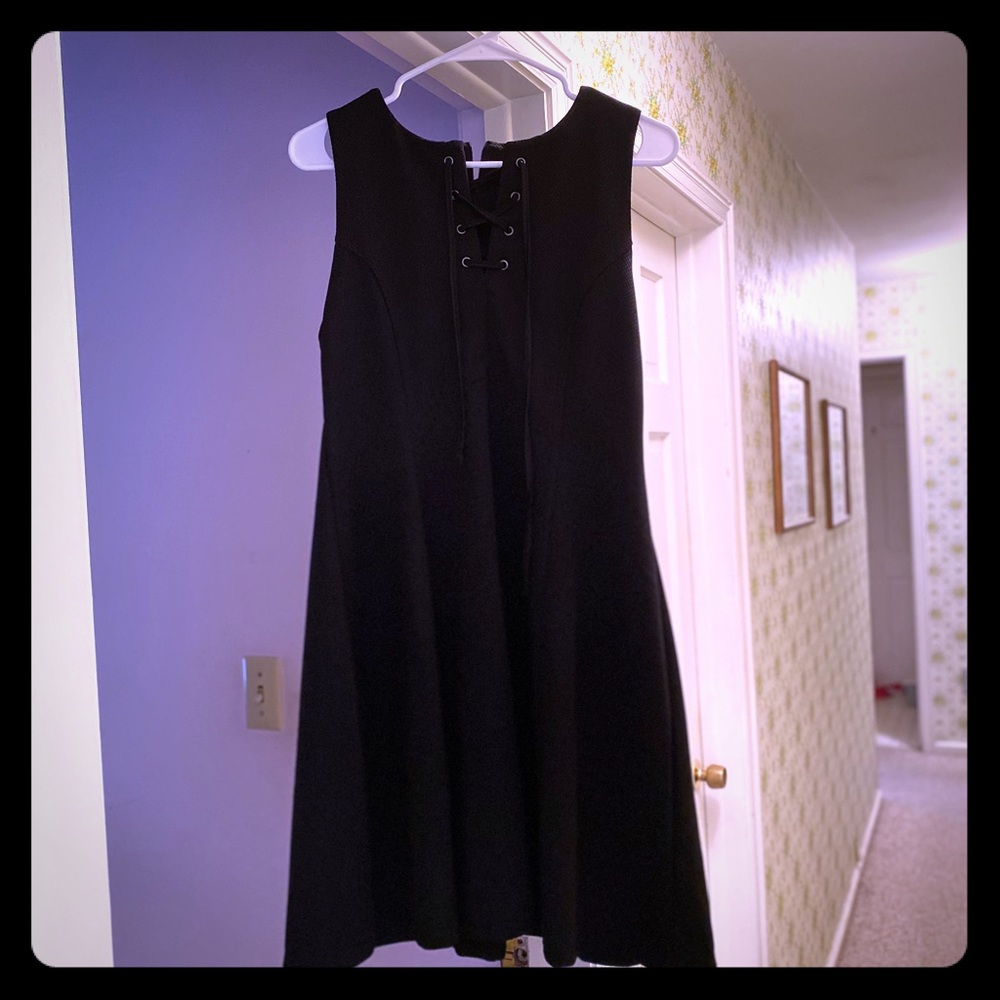 Alya Dress